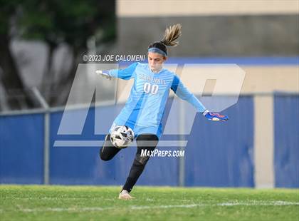 Thumbnail 2 in Marshall vs Lee photogallery.