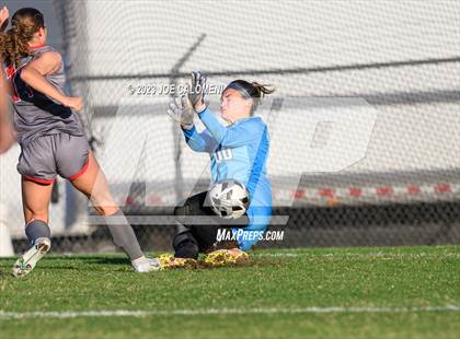 Thumbnail 3 in Marshall vs Lee photogallery.