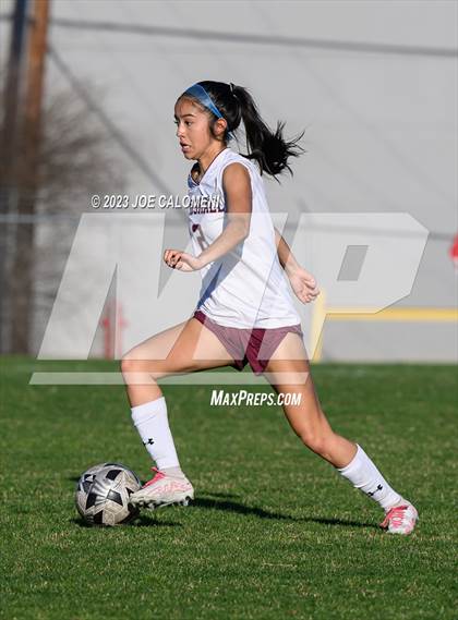 Thumbnail 2 in Marshall vs Lee photogallery.
