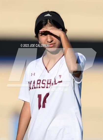 Thumbnail 1 in Marshall vs Lee photogallery.
