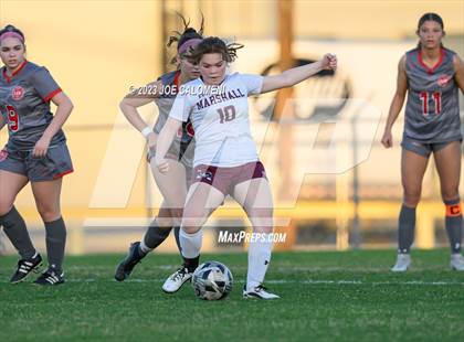 Thumbnail 2 in Marshall vs Lee photogallery.