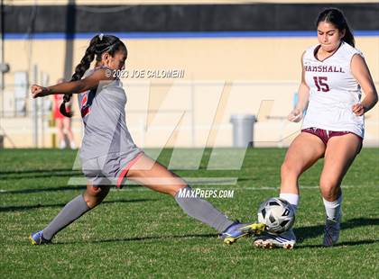 Thumbnail 3 in Marshall vs Lee photogallery.