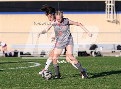 Thumbnail 3 in Marshall vs Lee photogallery.