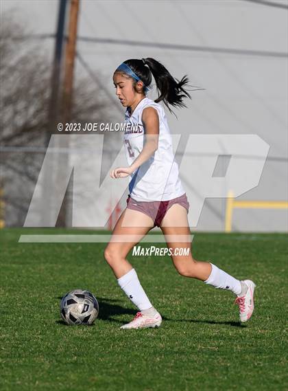 Thumbnail 3 in Marshall vs Lee photogallery.