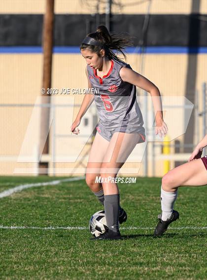 Thumbnail 3 in Marshall vs Lee photogallery.