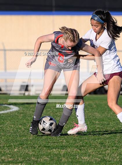 Thumbnail 1 in Marshall vs Lee photogallery.
