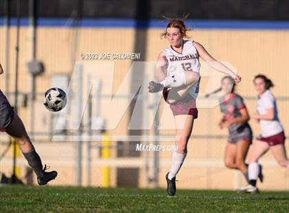 Thumbnail 2 in Marshall vs Lee photogallery.