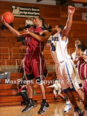 Thumbnail 3 in Newark Memorial vs. Fremont-Los Angeles (Torrey Pines Holiday Classic) photogallery.