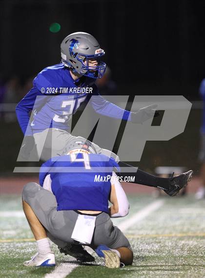 Thumbnail 2 in Hempfield @ Cedar Crest (PIAA 6A Round 1) photogallery.
