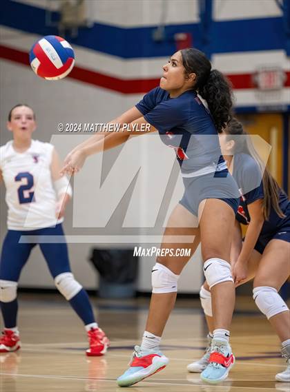 Thumbnail 3 in Cape Fear @ Terry Sanford photogallery.