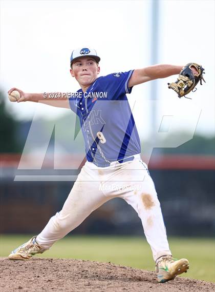 Thumbnail 3 in York vs Brentsville District (VHSL Class 3 State Quarterfinal) photogallery.