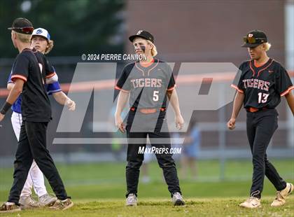 Thumbnail 1 in York vs Brentsville District (VHSL Class 3 State Quarterfinal) photogallery.