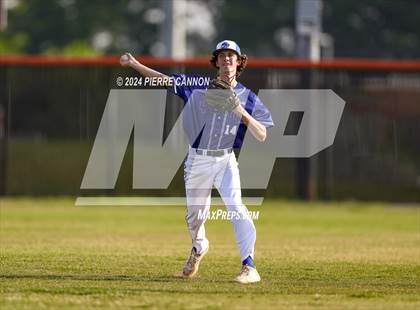 Thumbnail 1 in York vs Brentsville District (VHSL Class 3 State Quarterfinal) photogallery.