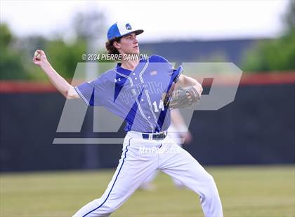Thumbnail 3 in York vs Brentsville District (VHSL Class 3 State Quarterfinal) photogallery.