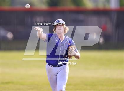 Thumbnail 2 in York vs Brentsville District (VHSL Class 3 State Quarterfinal) photogallery.
