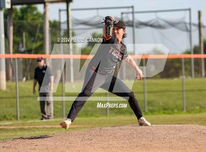 Thumbnail 1 in York vs Brentsville District (VHSL Class 3 State Quarterfinal) photogallery.