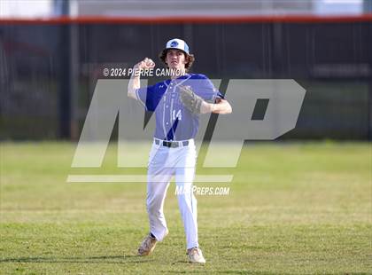 Thumbnail 1 in York vs Brentsville District (VHSL Class 3 State Quarterfinal) photogallery.