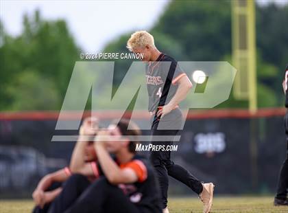 Thumbnail 3 in York vs Brentsville District (VHSL Class 3 State Quarterfinal) photogallery.