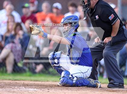 Thumbnail 1 in York vs Brentsville District (VHSL Class 3 State Quarterfinal) photogallery.