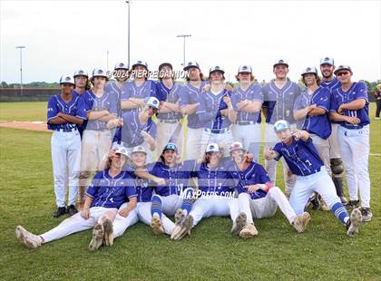 Thumbnail 3 in York vs Brentsville District (VHSL Class 3 State Quarterfinal) photogallery.