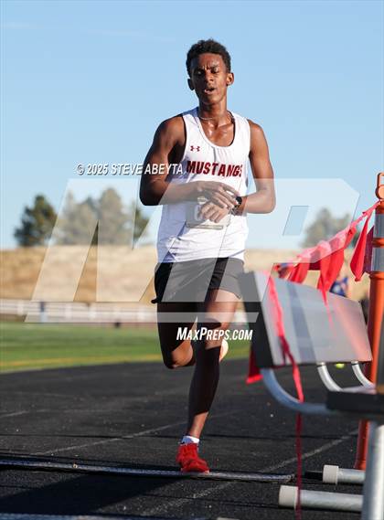 Thumbnail 3 in CHSAA 5A Continental League Championships photogallery.