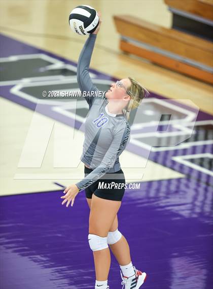 Thumbnail 1 in Carroll @ Northwestern photogallery.