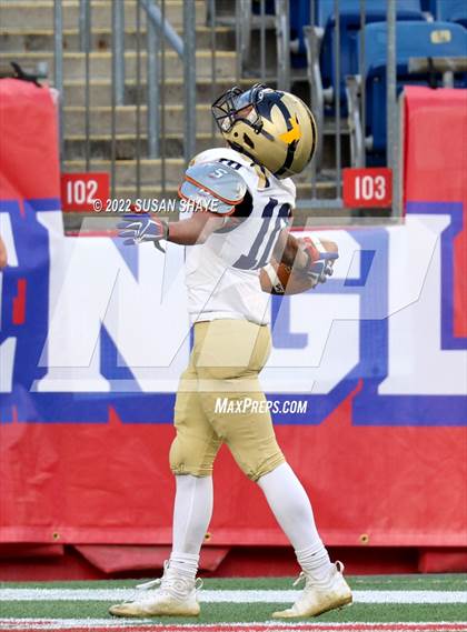 Thumbnail 3 in West Boylston vs.  St. Bernard's Central Catholic (MIAA Division 7 Final) photogallery.
