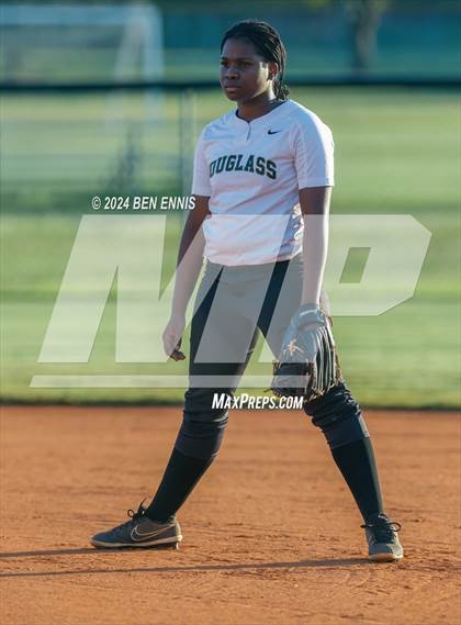 Thumbnail 2 in Douglass @ Luella photogallery.