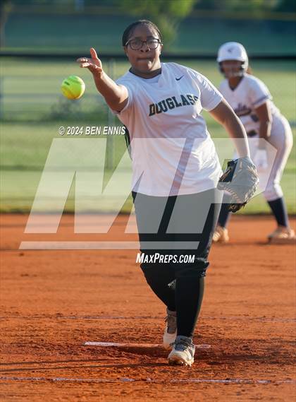 Thumbnail 1 in Douglass @ Luella photogallery.