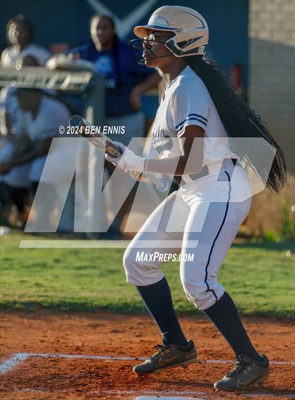 Thumbnail 3 in Douglass @ Luella photogallery.