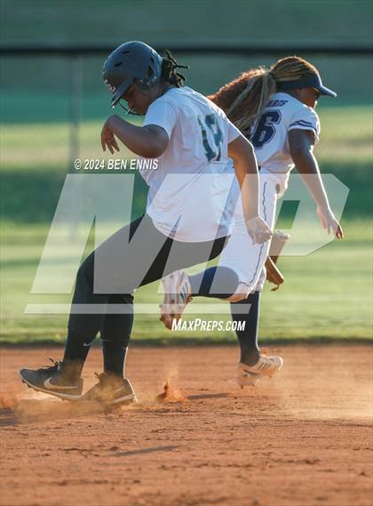 Thumbnail 1 in Douglass @ Luella photogallery.