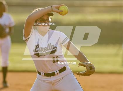 Thumbnail 2 in Douglass @ Luella photogallery.