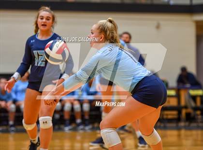 Thumbnail 3 in Reagan [Ronald] vs Johnson (NEISD Volleyball Tournament) photogallery.