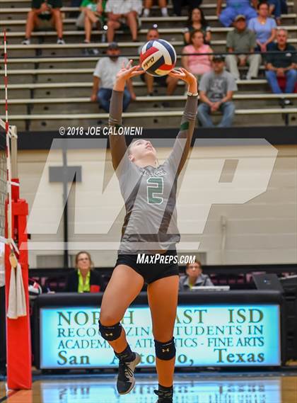 Thumbnail 1 in Reagan [Ronald] vs Johnson (NEISD Volleyball Tournament) photogallery.