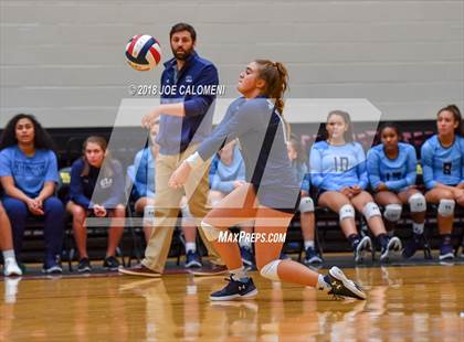 Thumbnail 3 in Reagan [Ronald] vs Johnson (NEISD Volleyball Tournament) photogallery.