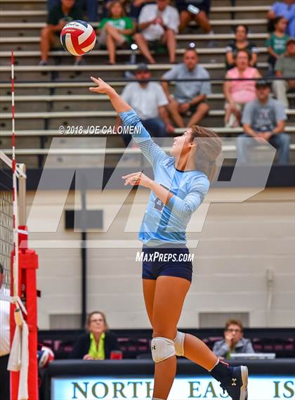 Thumbnail 2 in Reagan [Ronald] vs Johnson (NEISD Volleyball Tournament) photogallery.