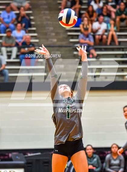 Thumbnail 2 in Reagan [Ronald] vs Johnson (NEISD Volleyball Tournament) photogallery.
