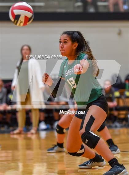 Thumbnail 2 in Reagan [Ronald] vs Johnson (NEISD Volleyball Tournament) photogallery.