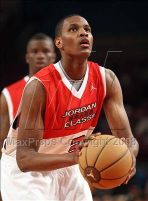Thumbnail 1 in Jordan Brand Classic: All-American Game @ the Garden photogallery.