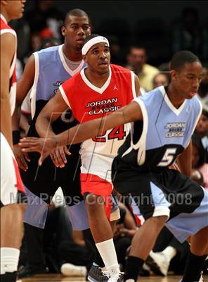 Thumbnail 2 in Jordan Brand Classic: All-American Game @ the Garden photogallery.