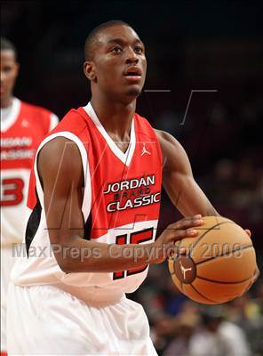 Thumbnail 1 in Jordan Brand Classic: All-American Game @ the Garden photogallery.
