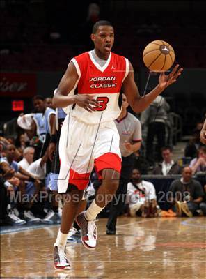Thumbnail 3 in Jordan Brand Classic: All-American Game @ the Garden photogallery.