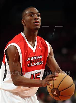 Thumbnail 2 in Jordan Brand Classic: All-American Game @ the Garden photogallery.