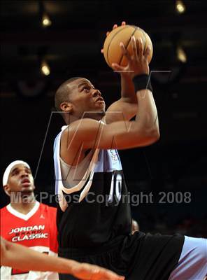 Thumbnail 2 in Jordan Brand Classic: All-American Game @ the Garden photogallery.