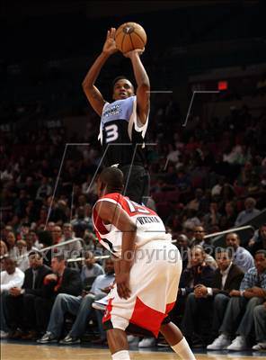 Thumbnail 2 in Jordan Brand Classic: All-American Game @ the Garden photogallery.