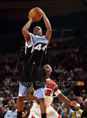 Thumbnail 2 in Jordan Brand Classic: All-American Game @ the Garden photogallery.
