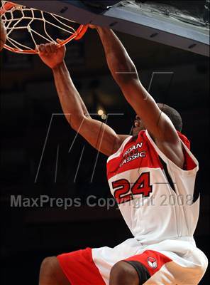 Thumbnail 1 in Jordan Brand Classic: All-American Game @ the Garden photogallery.