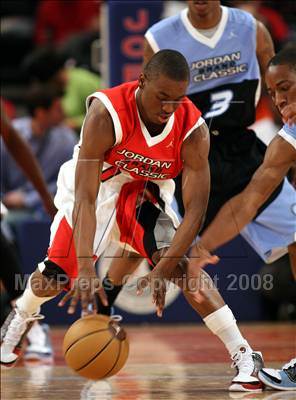 Thumbnail 3 in Jordan Brand Classic: All-American Game @ the Garden photogallery.