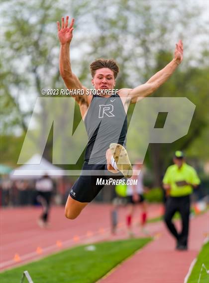 Thumbnail 2 in CHSAA Finals photogallery.