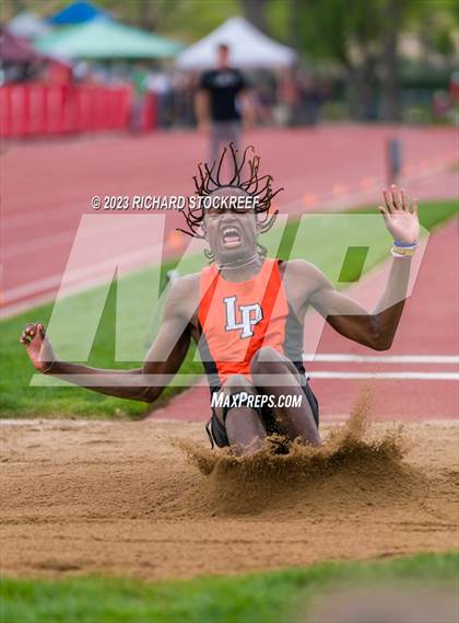 Thumbnail 2 in CHSAA Finals photogallery.